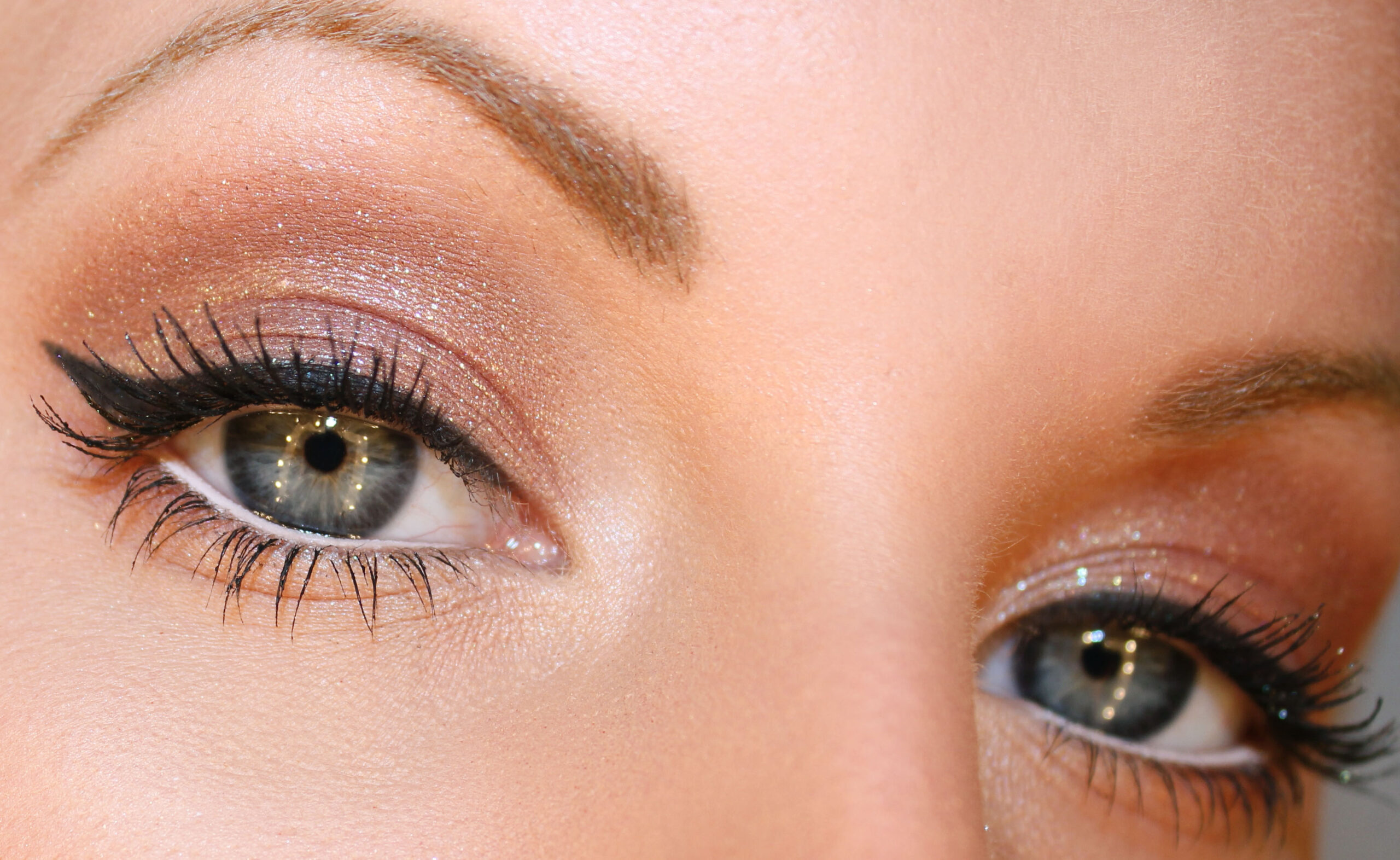 Maquillaje de fiesta discreto