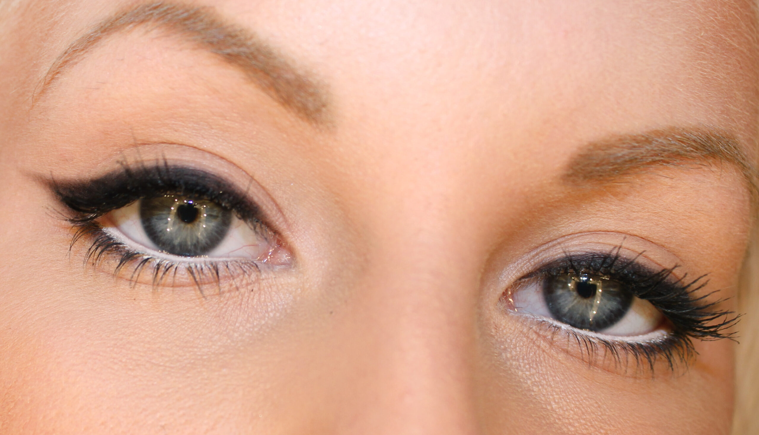 Enkel eyeliner med vinge