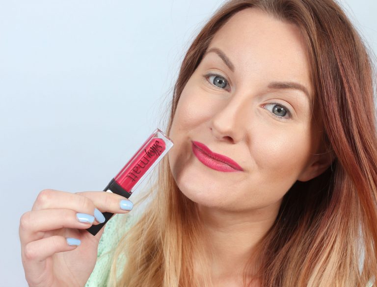 Lápiz labial después de un día completo