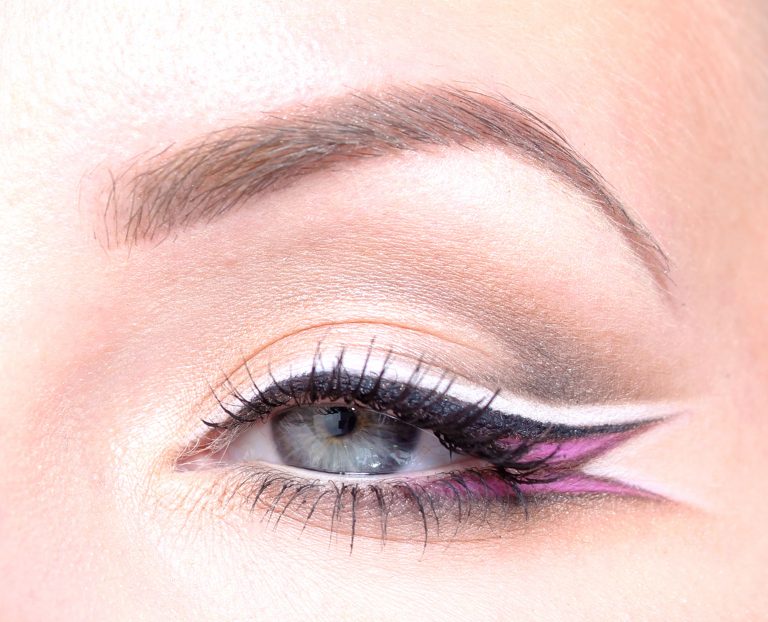 Make-up with purple details (Step by step makeup)