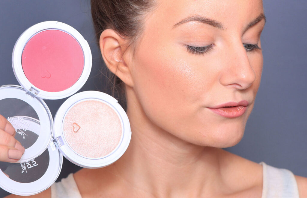 indy beauty highlighter, Indy Beauty - Ready Set Glow! Highlighter review