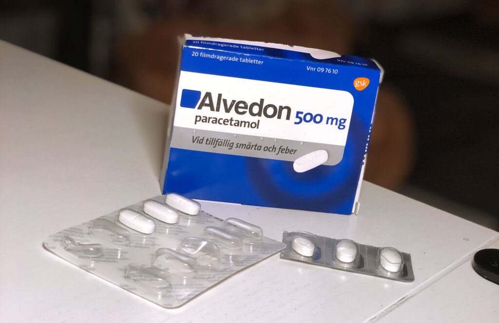 fever, antipyretic tablets, mix alvedon and ipren, paracetamol, ibuprofen, mix tablets, tips for fever, self-care fever